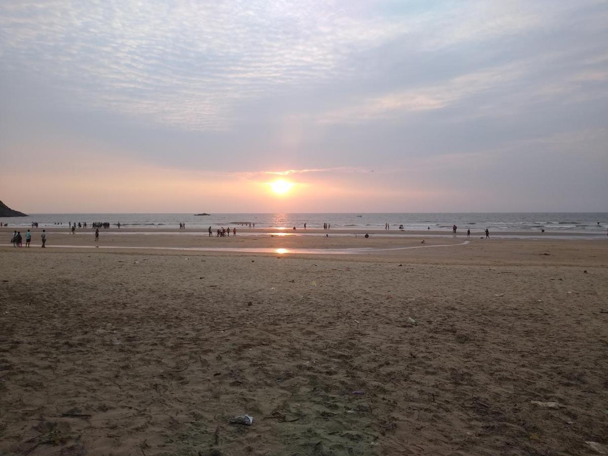 Gundappa Cafe Gokarna Kudle Beach Exterior foto