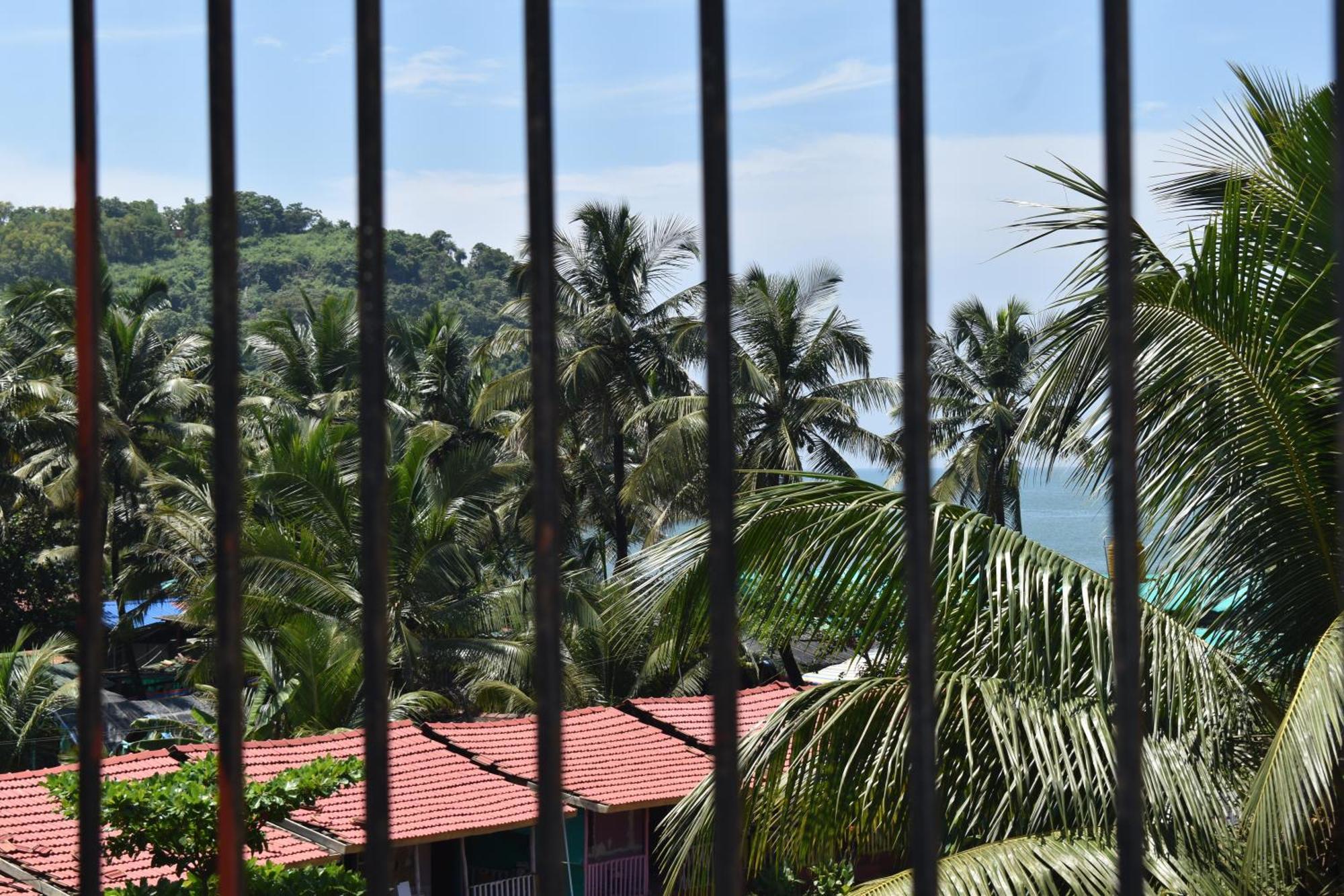 Gundappa Cafe Gokarna Kudle Beach Exterior foto